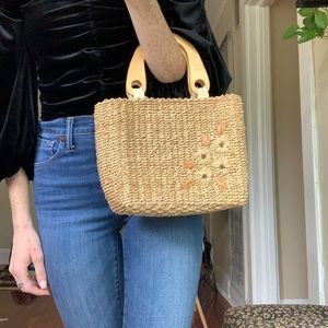 Straw vintage purse